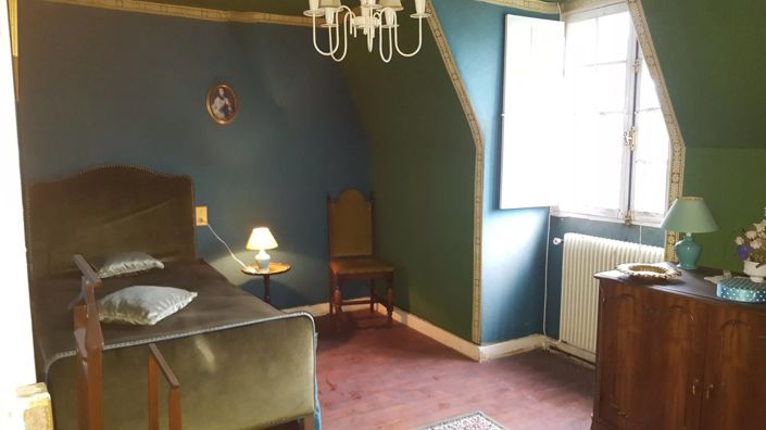 Image No.7-6 Bed House for sale