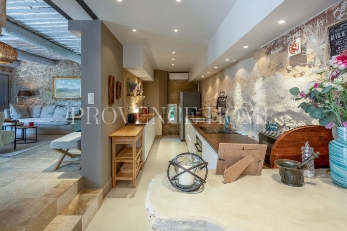 Image No.16-3 Bed Property for sale