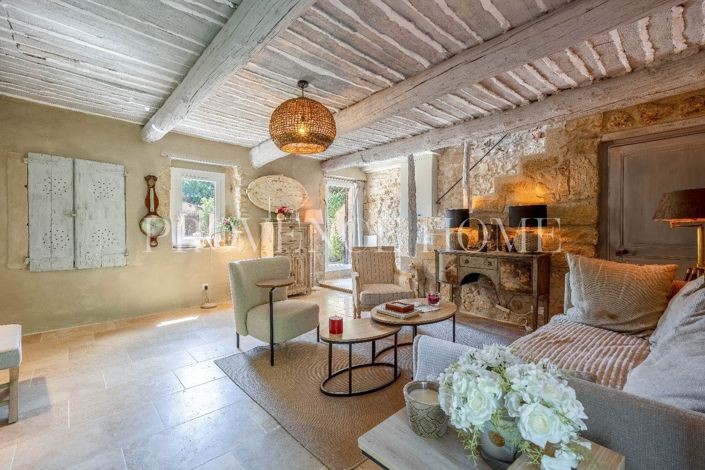 Image No.5-3 Bed Property for sale