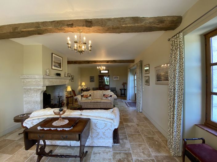 Image No.7-3 Bed Property for sale