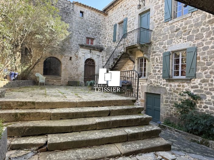 Image No.22-9 Bed House for sale