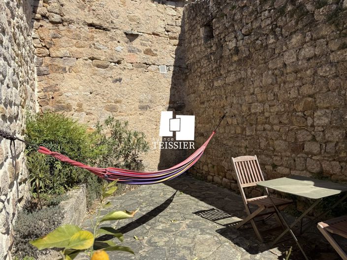 Image No.27-9 Bed House for sale