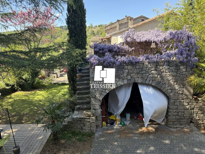 Image No.7-9 Bed House for sale