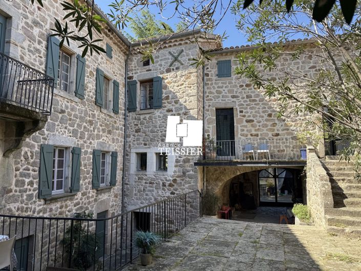 Image No.9-9 Bed House for sale