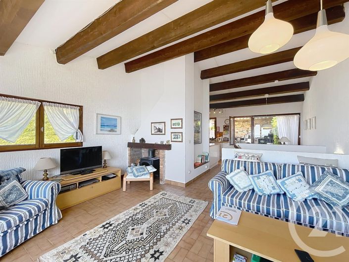 Image No.7-3 Bed Apartment for sale