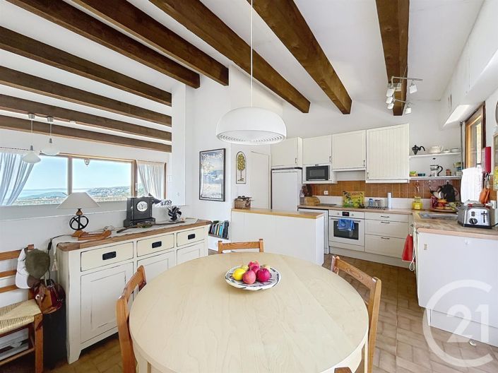 Image No.8-3 Bed Apartment for sale