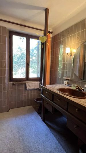 Image No.27-4 Bed House for sale