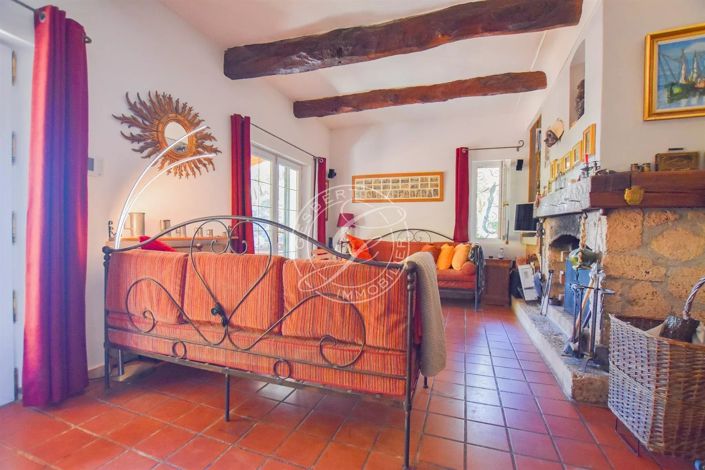 Image No.6-2 Bed House for sale