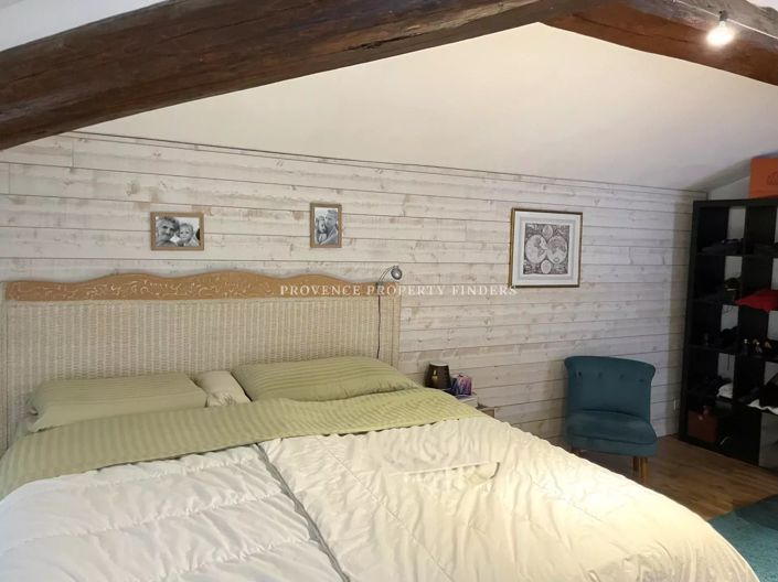 Image No.16-8 Bed House for sale