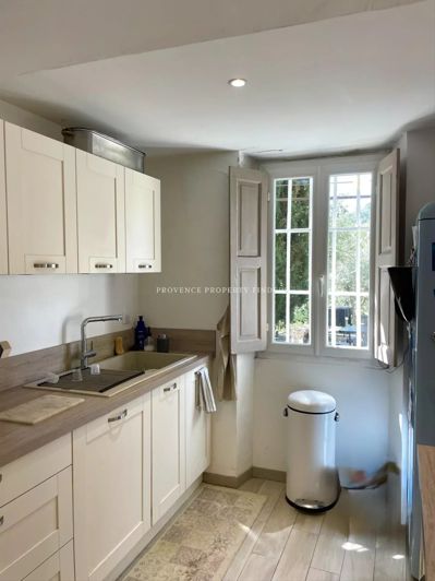 Image No.29-8 Bed House for sale