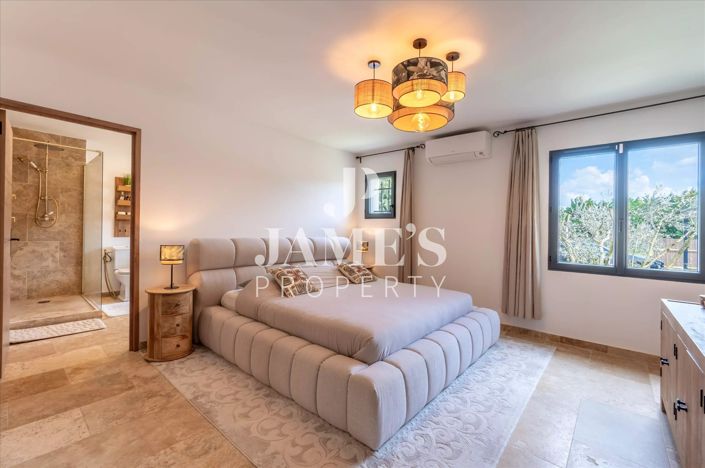 Image No.10-5 Bed House for sale