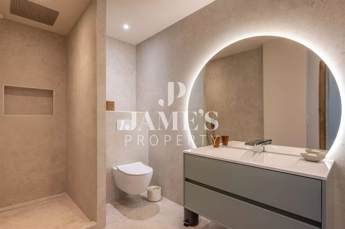 Image No.15-4 Bed House for sale