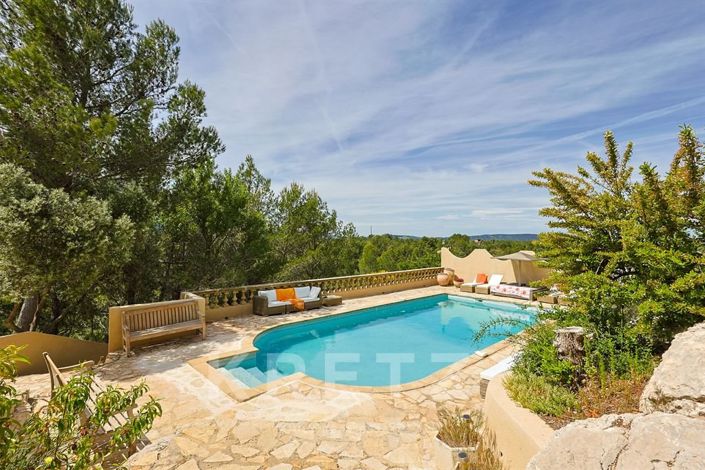 Image No.23-4 Bed House for sale