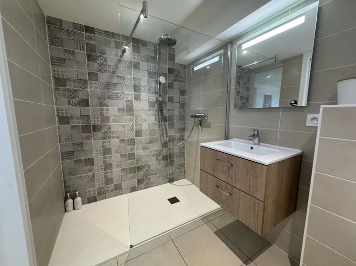 Image No.19-3 Bed House for sale