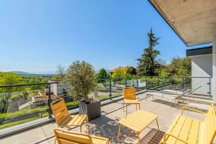 Image No.9-3 Bed House for sale