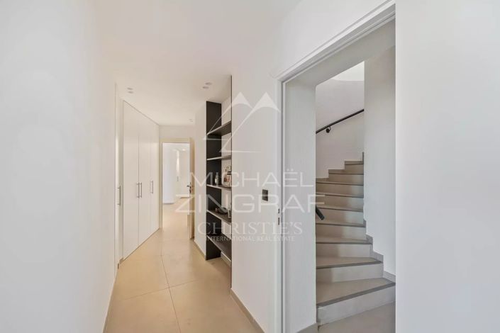 Image No.15-2 Bed House for sale