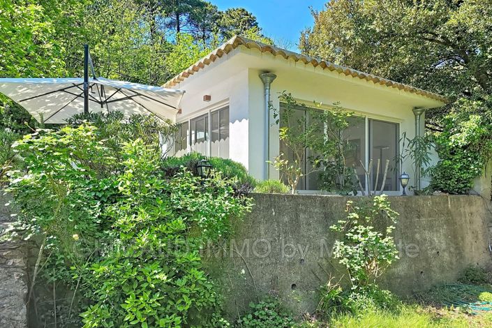 Image No.8-2 Bed House for sale
