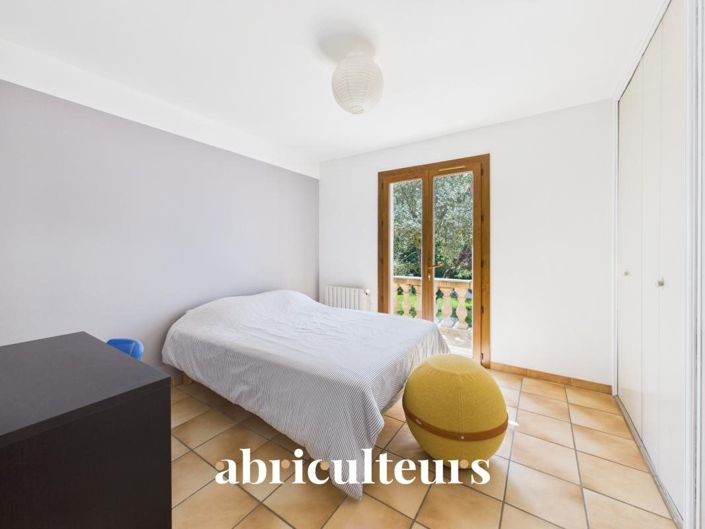 Image No.11-4 Bed House for sale