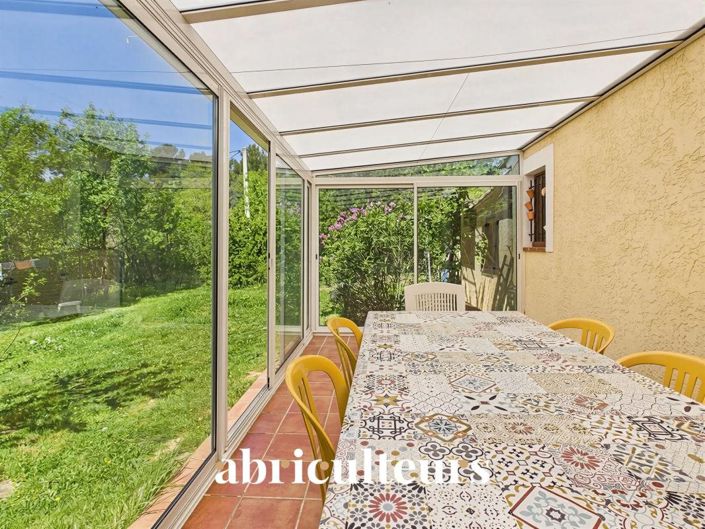 Image No.9-4 Bed House for sale