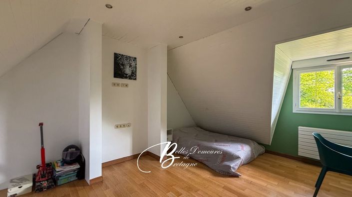 Image No.13-4 Bed House for sale