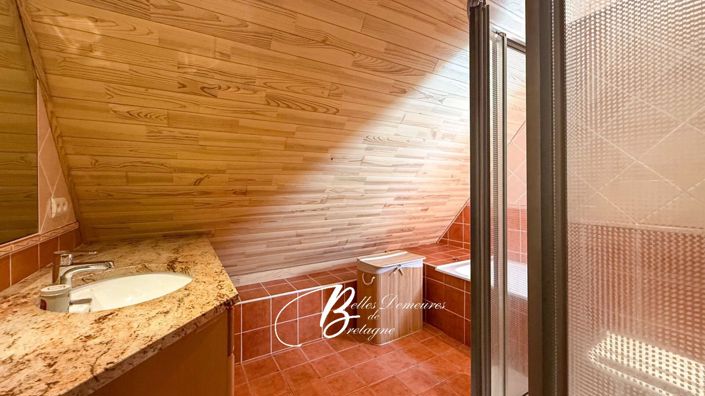 Image No.16-4 Bed House for sale