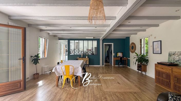 Image No.7-4 Bed House for sale