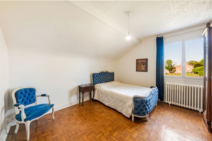Image No.10-5 Bed House for sale