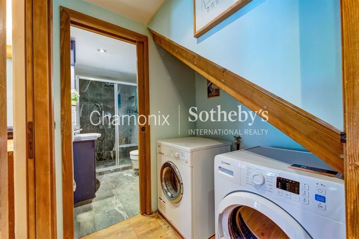 Image No.16-3 Bed House for sale