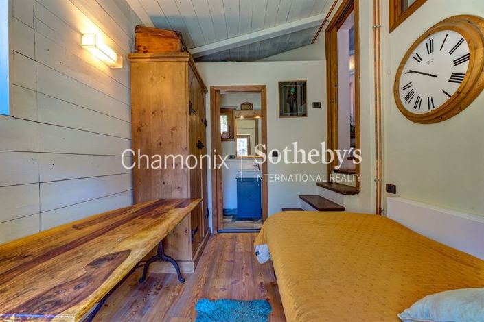 Image No.18-3 Bed House for sale