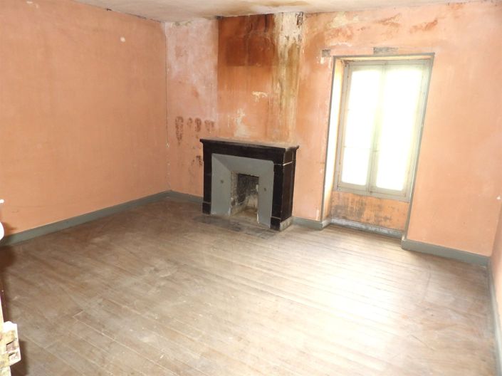 Image No.15-3 Bed House for sale