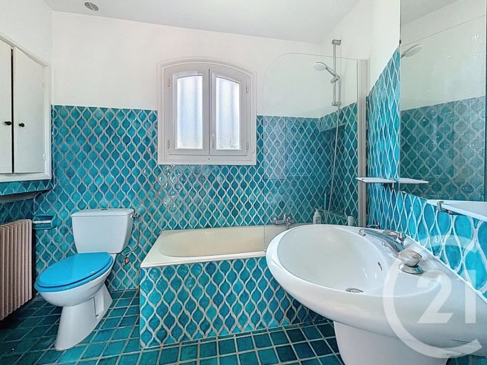 Image No.16-4 Bed House for sale