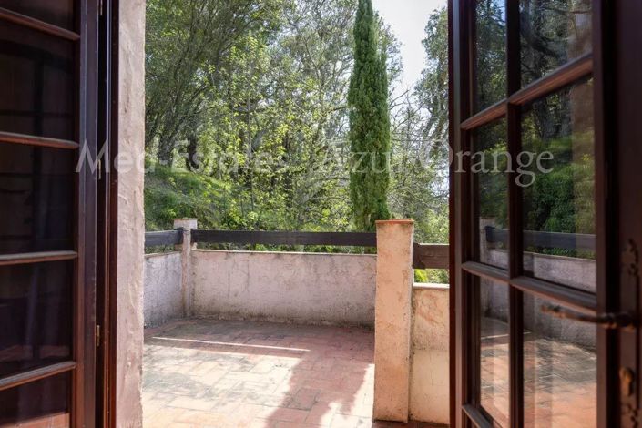 Image No.18-4 Bed House for sale