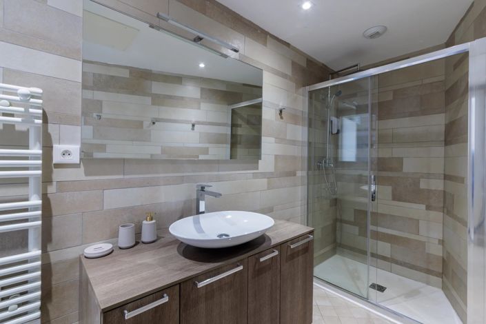 Image No.9-3 Bed Apartment for sale