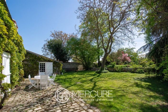 Image No.3-4 Bed House for sale
