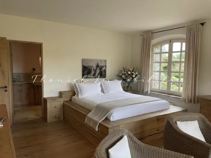 Image No.10-5 Bed House for sale