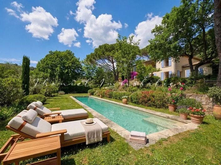 Image No.2-5 Bed House for sale