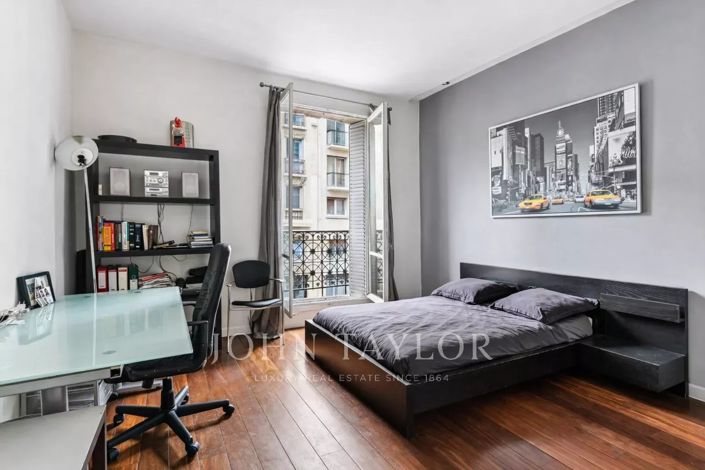 Image No.14-6 Bed House for sale