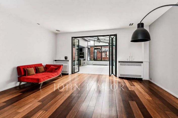 Image No.5-6 Bed House for sale
