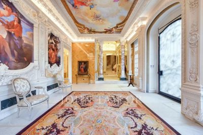 1 - Paris, House