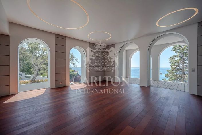 Image No.5-5 Bed House for sale