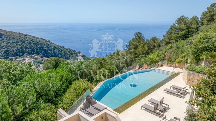 Image No.5-8 Bed House for sale