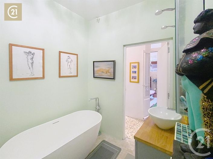 Image No.17-2 Bed Apartment for sale