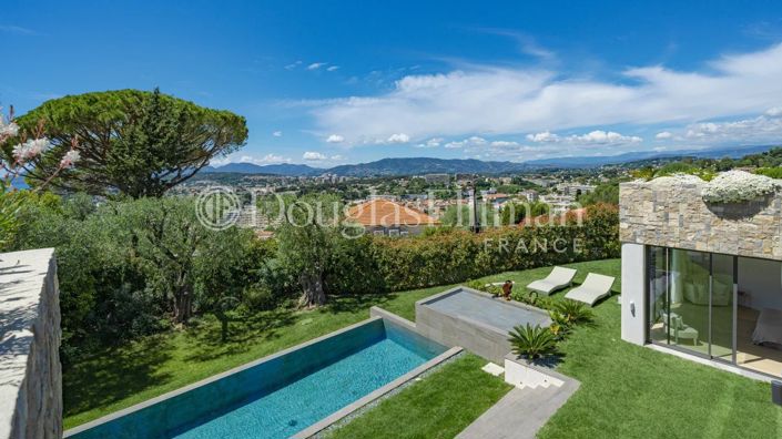 Image No.21-5 Bed House for sale