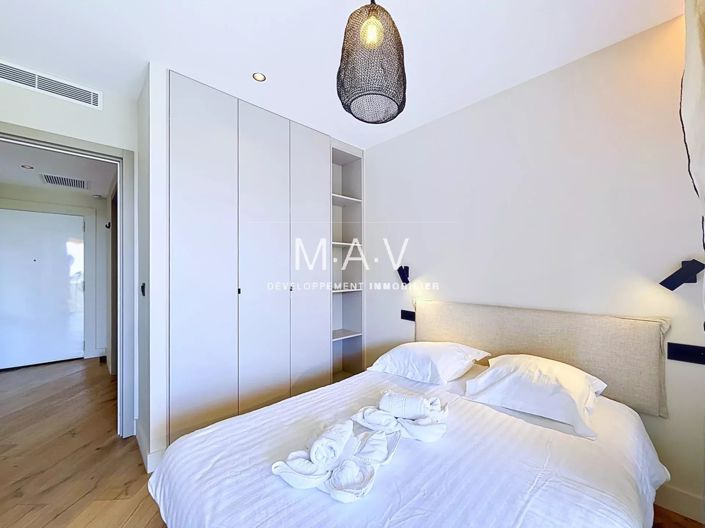 Image No.10-1 Bed Apartment for sale