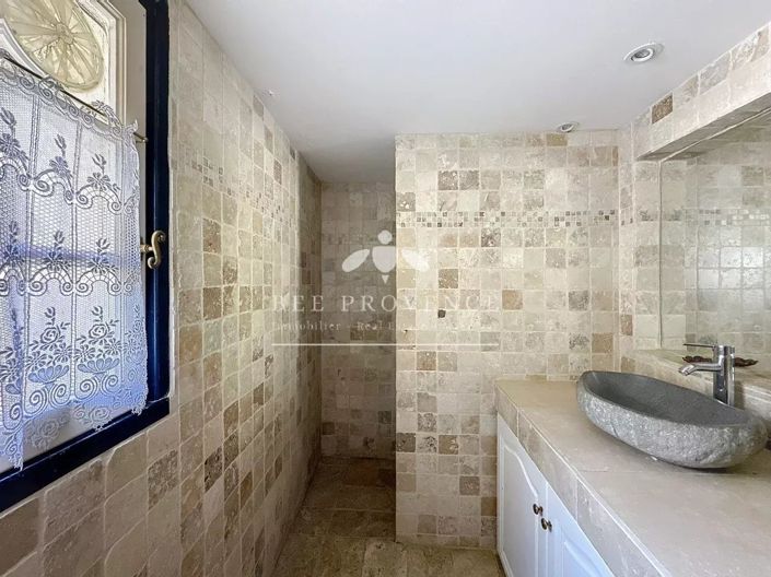 Image No.26-9 Bed House for sale