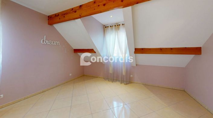 Image No.11-4 Bed Property for sale