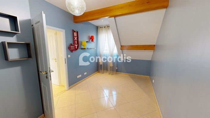 Image No.9-4 Bed Property for sale