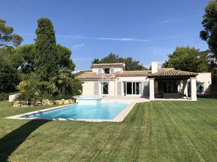 Image No.5-6 Bed House for sale