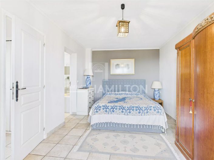 Image No.16-3 Bed House for sale