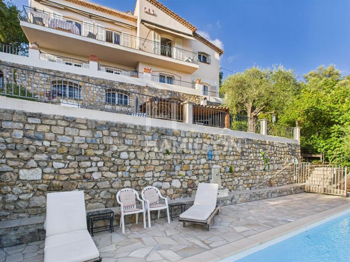 Image No.18-3 Bed House for sale